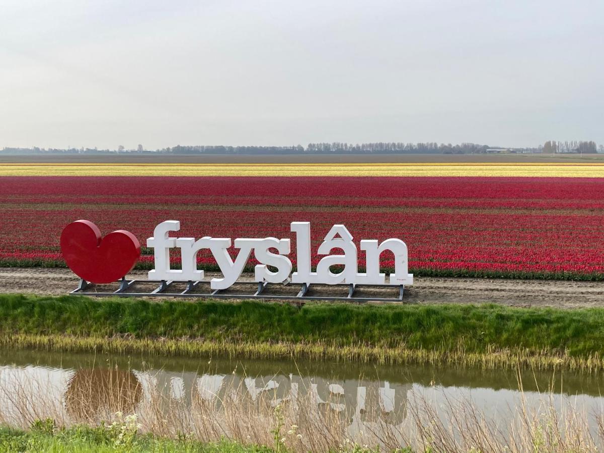 Vakantiehuis 'T Laaisterplakky Zonder Drempels Oude Bildtzijl Exterior foto